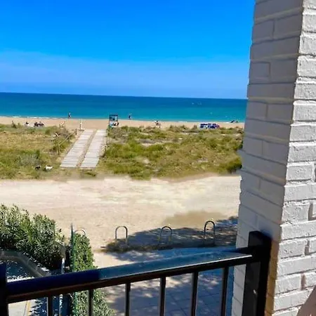 En Primera Linea De Playa Апартаменты Дения